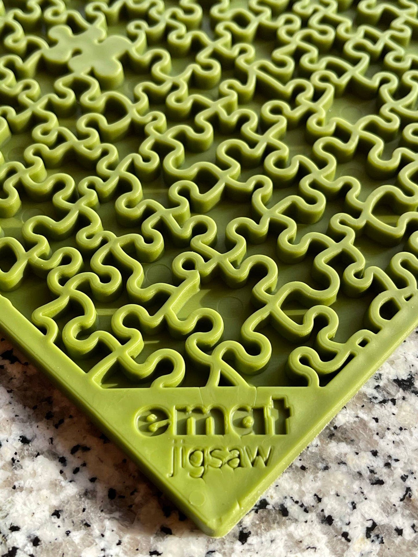 Tapis d'enrichissement pour léchage Emat pour scie sauteuse: Rose
